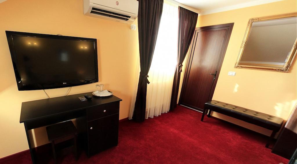 La Storia Guest House Piteşti Kültér fotó