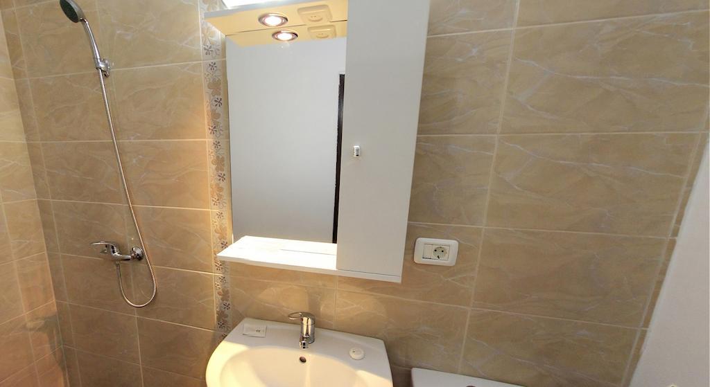 La Storia Guest House Piteşti Kültér fotó
